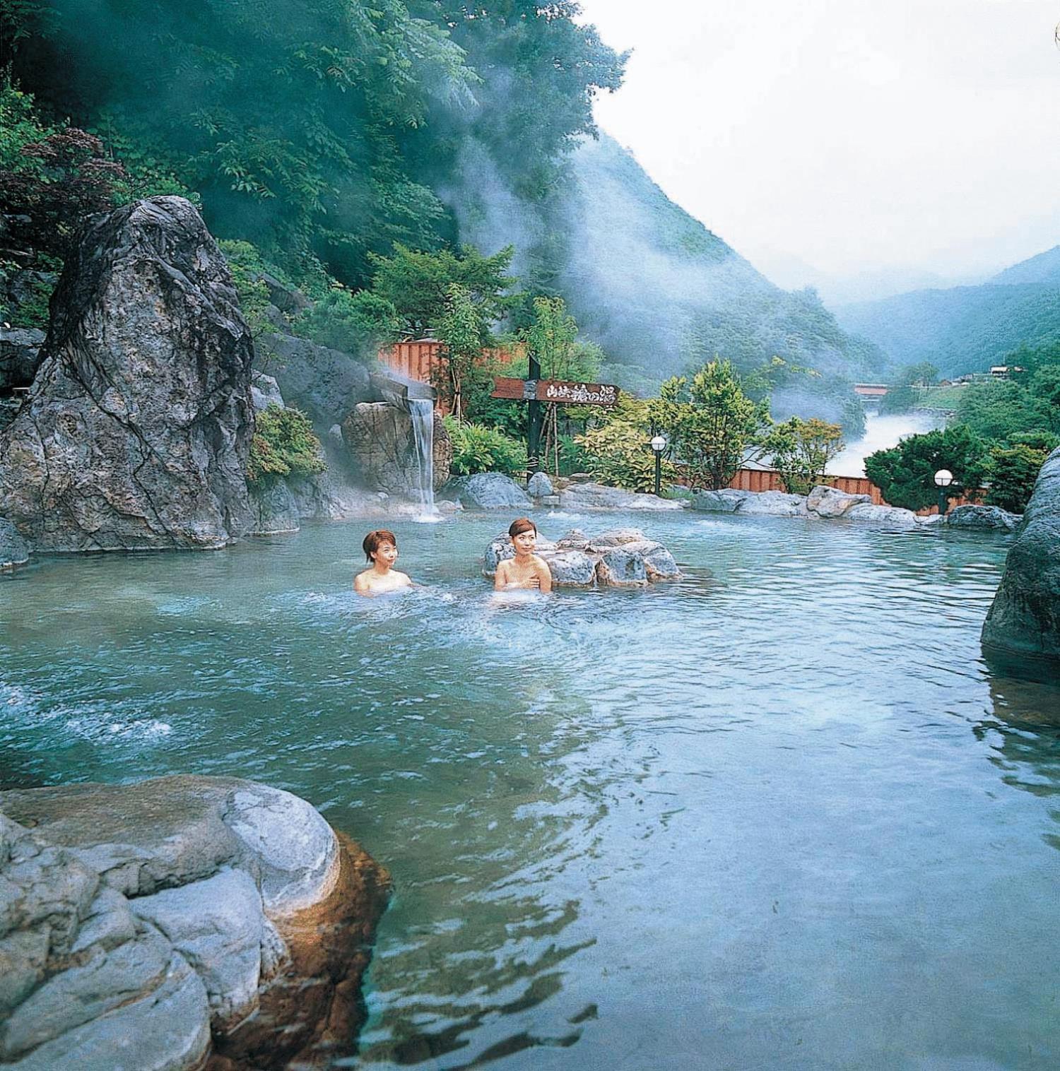 Hodakaso Yamano Hotel Такаяма Екстериор снимка