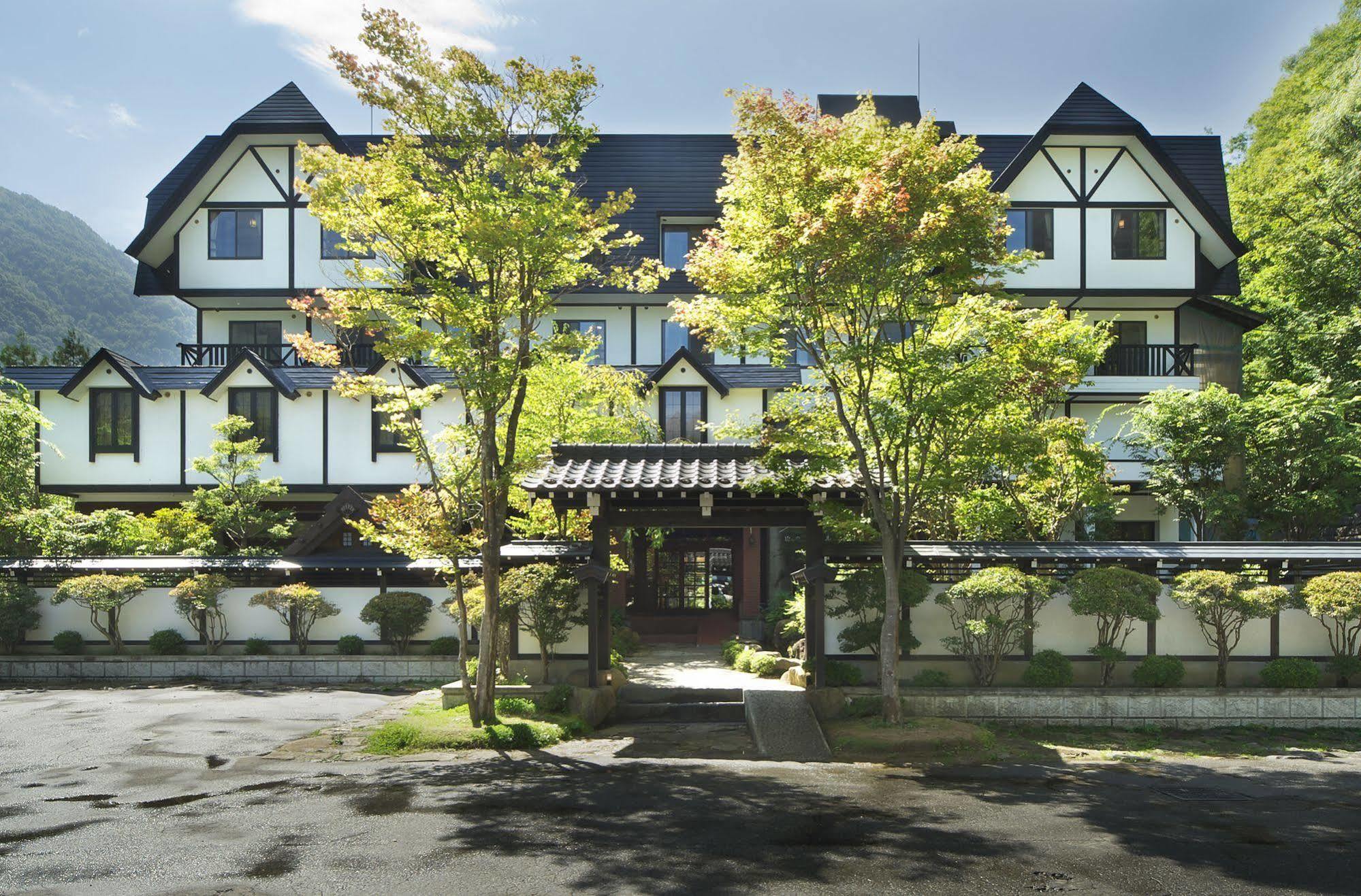Hodakaso Yamano Hotel Такаяма Екстериор снимка