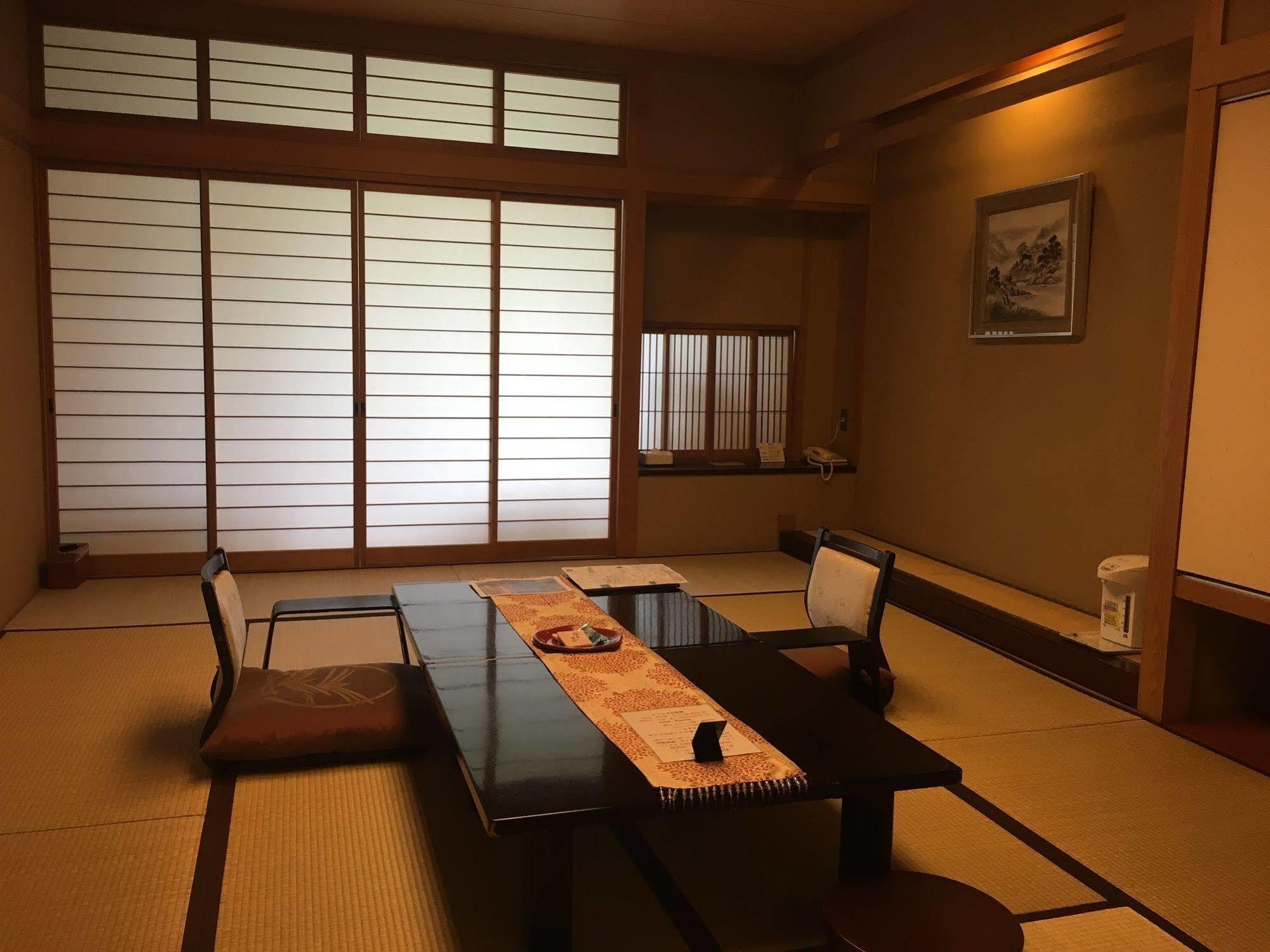 Hodakaso Yamano Hotel Такаяма Екстериор снимка